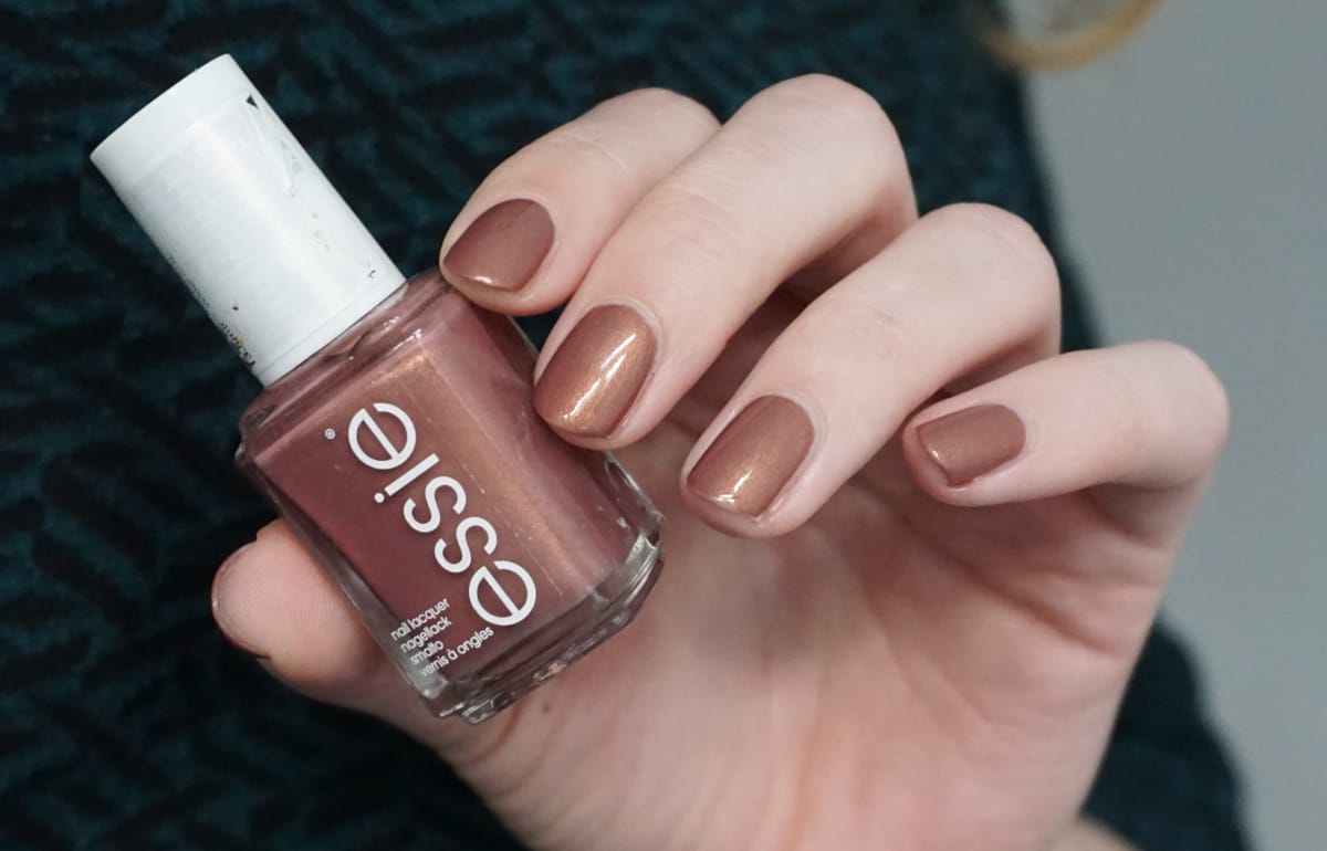 Essie Teacup half full (Spring 2019) Noae Nails
