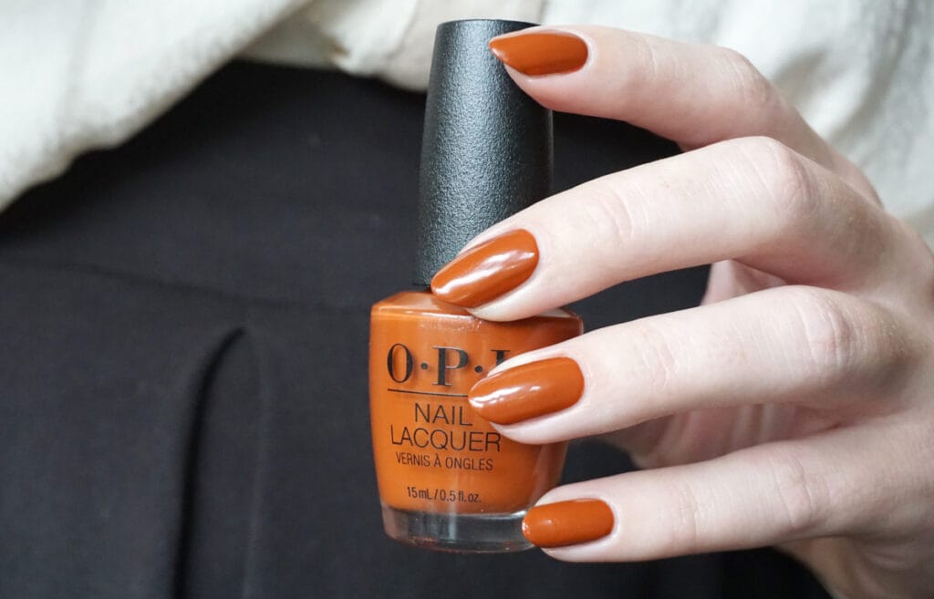 Swatch and review of OPI My Italian is a little rusty (Fall/Winter 2020)