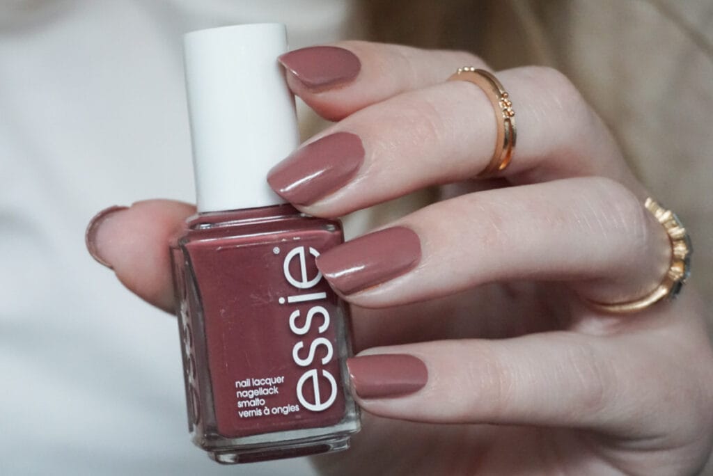 Swatch of Essie Clothing Optional (Wild nudes 2017)