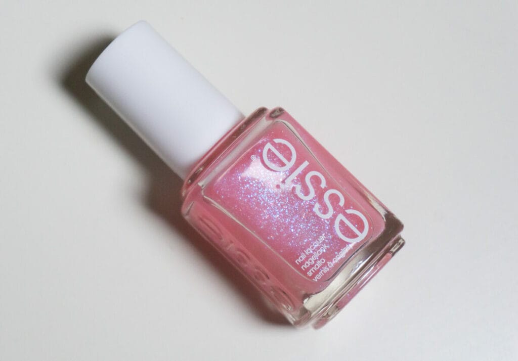 Swatch of Essie Feel the fizzle (Spring 2023)